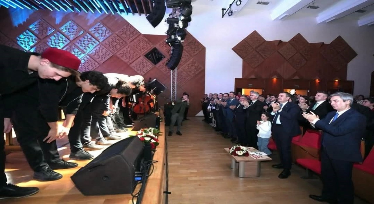 Gedizli Öğrenci Ankarada Kütahyayı Temsil Etti