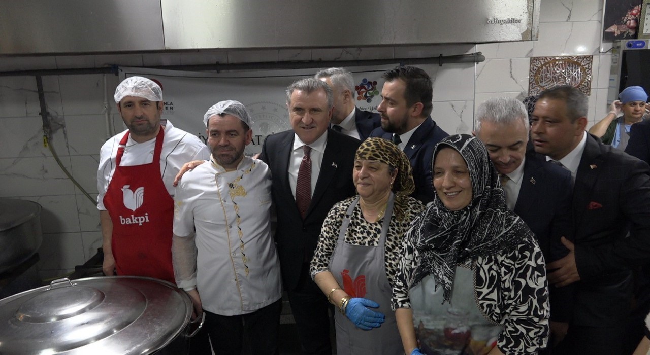 Gençlik ve Spor Bakanı Bakdan spor tesisi sözü