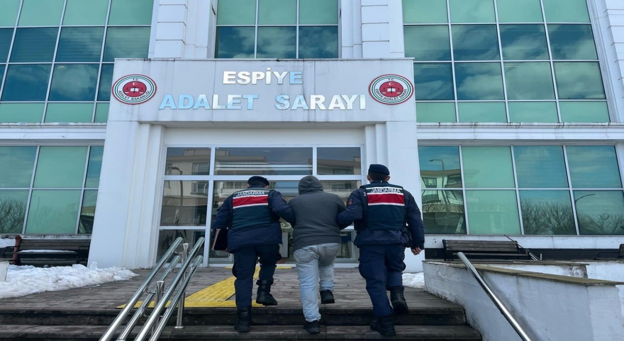Giresunda aranan şahıslara yönelik operasyon: 125 kişi yakalandı