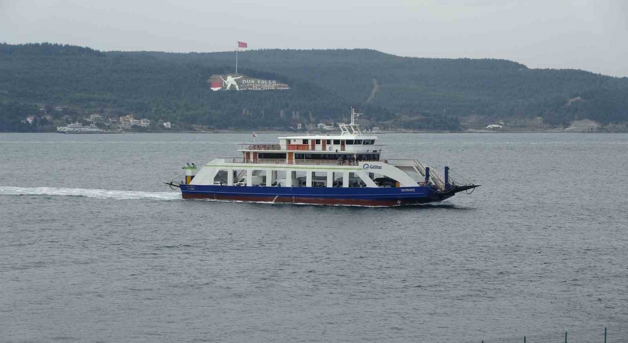 Gökçeada ve Bozcaadaya yarınki feribot seferlerine fırtına engeli