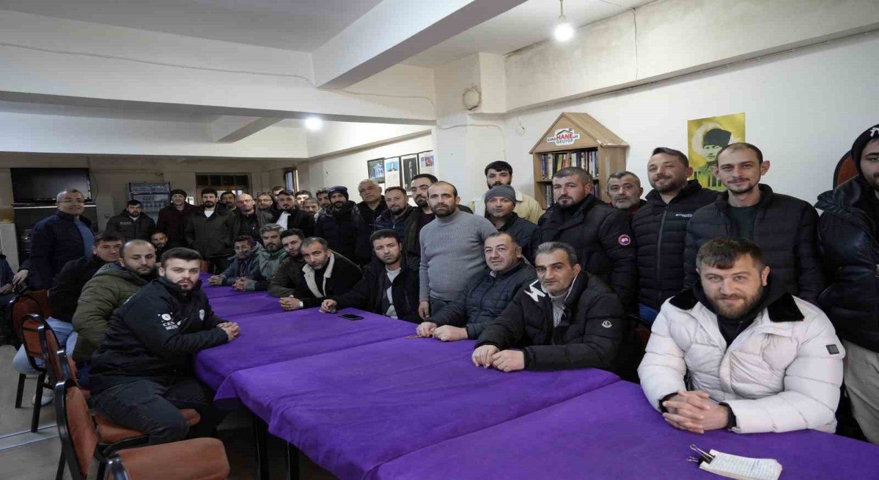 Gümüşhanede maaşlarını alamayan 400 maden işçisi grevde