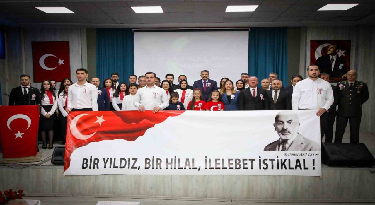 Hakkaride İstiklal Marşının Kabulü ve Mehmet Akif Ersoyu Anma Günü
