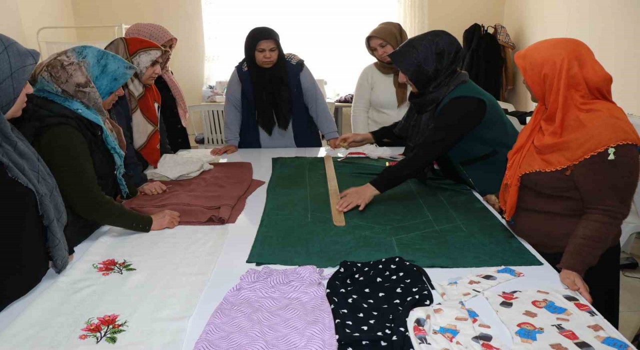 Haliliye Belediyesinden kadınlara meslek edindirme desteği