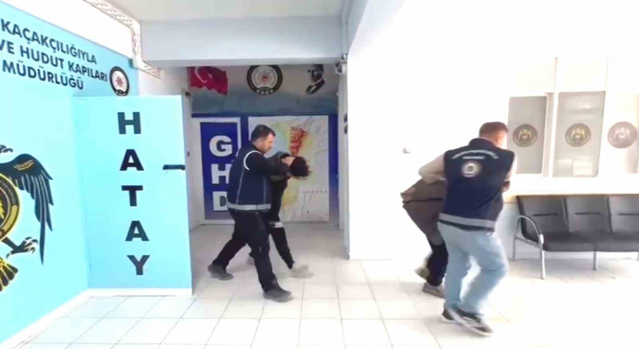 Hatayda 19 düzensiz göçmen yakalandı, 8 organizatör tutuklandı