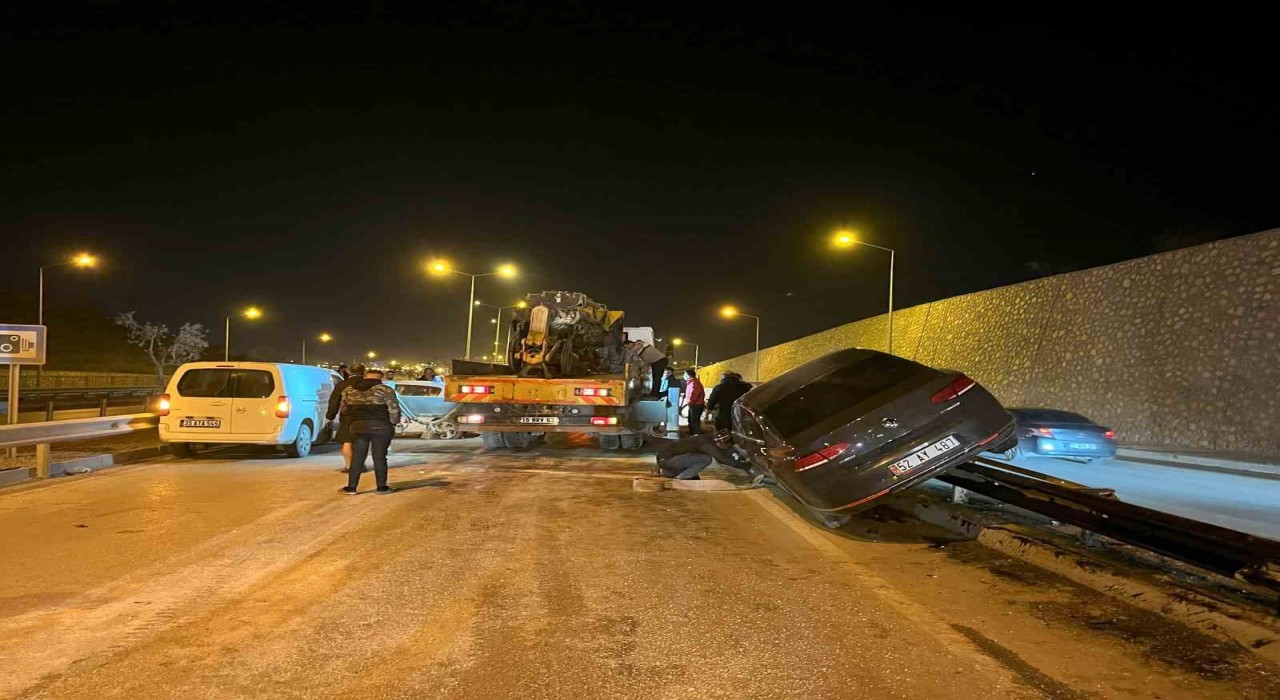 Hatayda trafik kazası: 2 yaralı