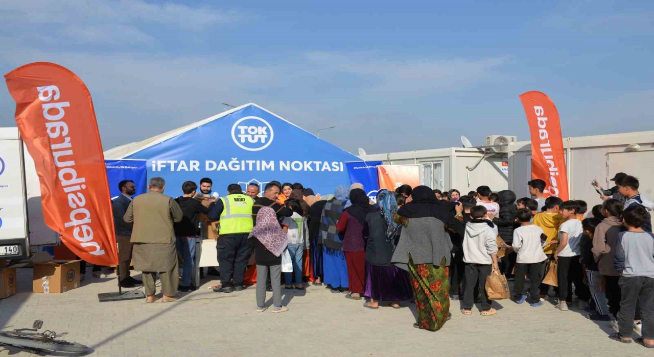Hepsiburada, TOKTUT Derneğiyle Ramazanda deprem bölgesindeki dayanışmayı büyütüyor