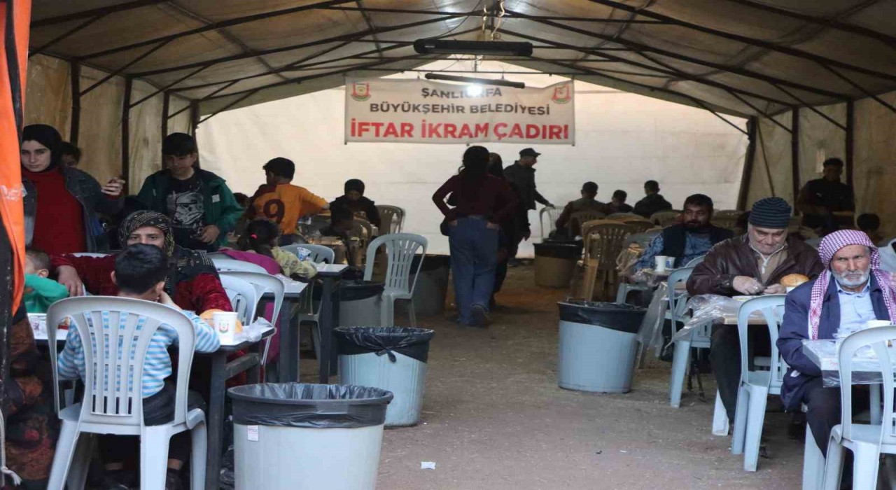 Her gün binlerce vatandaş iftar sofrasında buluşuyor
