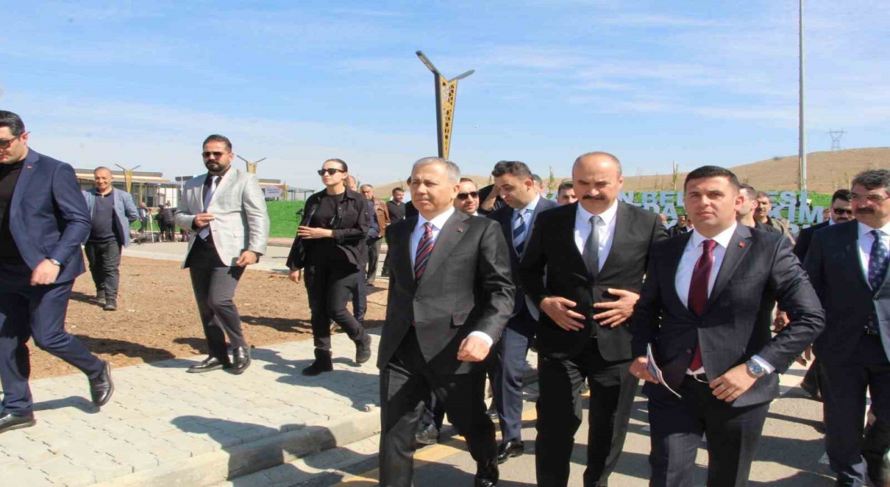 İçişleri Bakanı Yerlikaya: 5199 sayılı Hayvanları Koruma Kanununun uygulanmasıyla ilgili tüm hazırlıklar tamamlandı