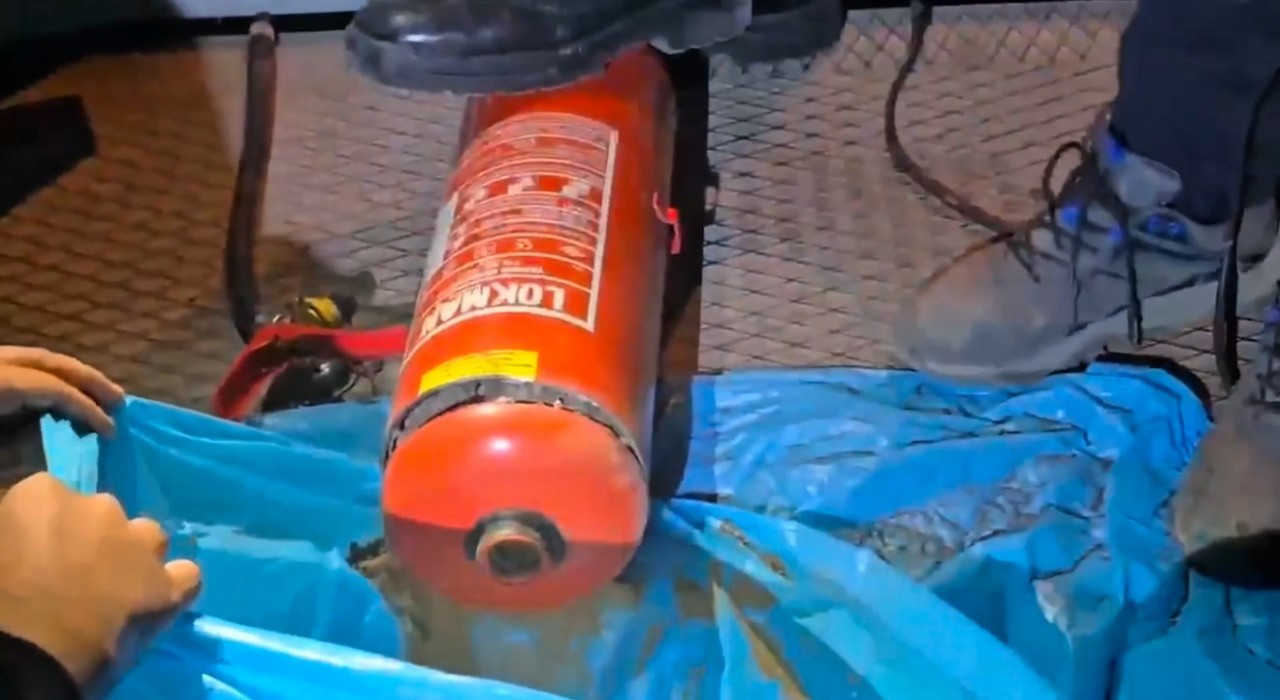 Iğdırda yangın tüplerine gizlenmiş 11 kilo 150 gram eroin ele geçirildi