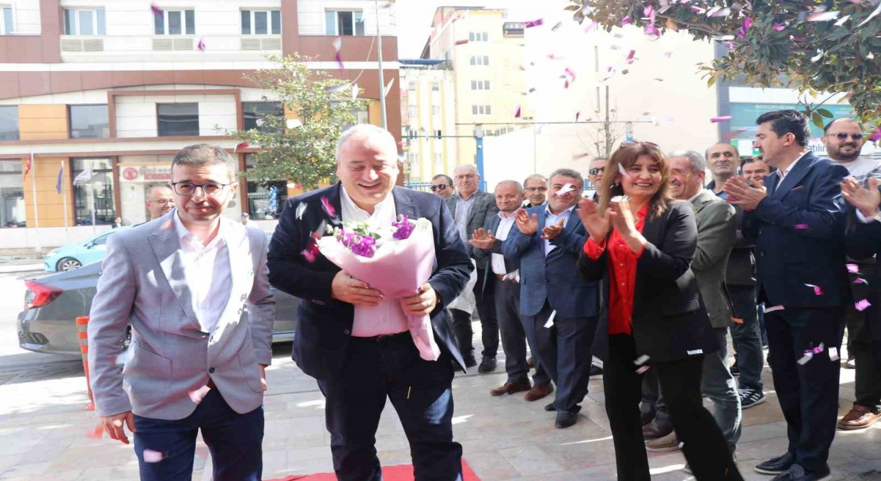 İhlas Pazarlamadan Denizlide görkemli açılış
