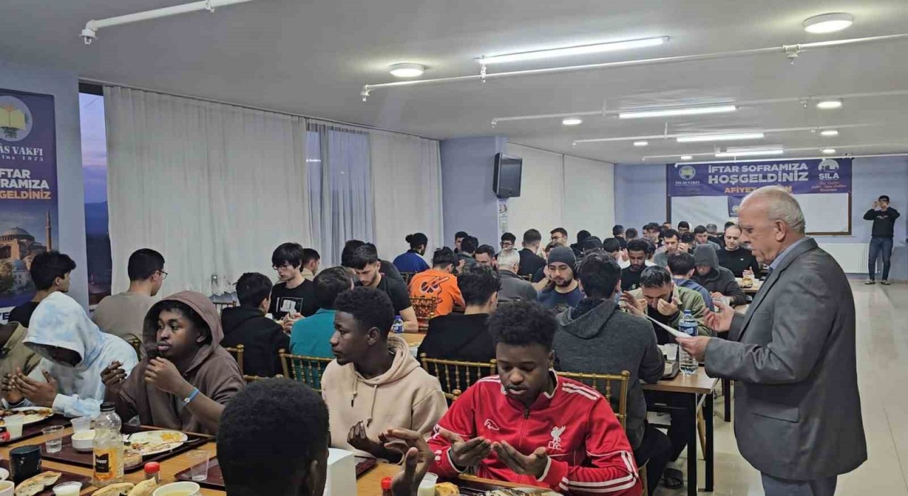 İhlas Vakfı Sıla Yurdu, gönülleri iftar sofrasında buluşturdu
