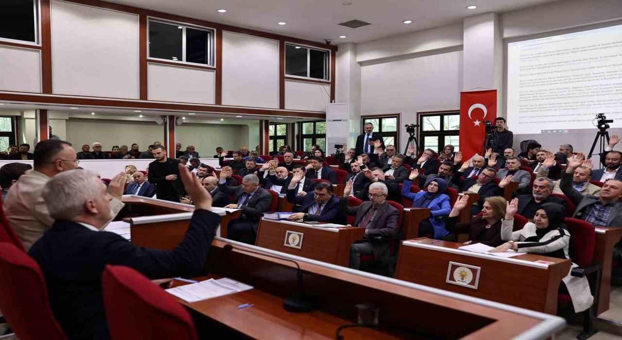 İki büyük tesis için meclis kararı: Sakarya raylı sisteme kavuşacak