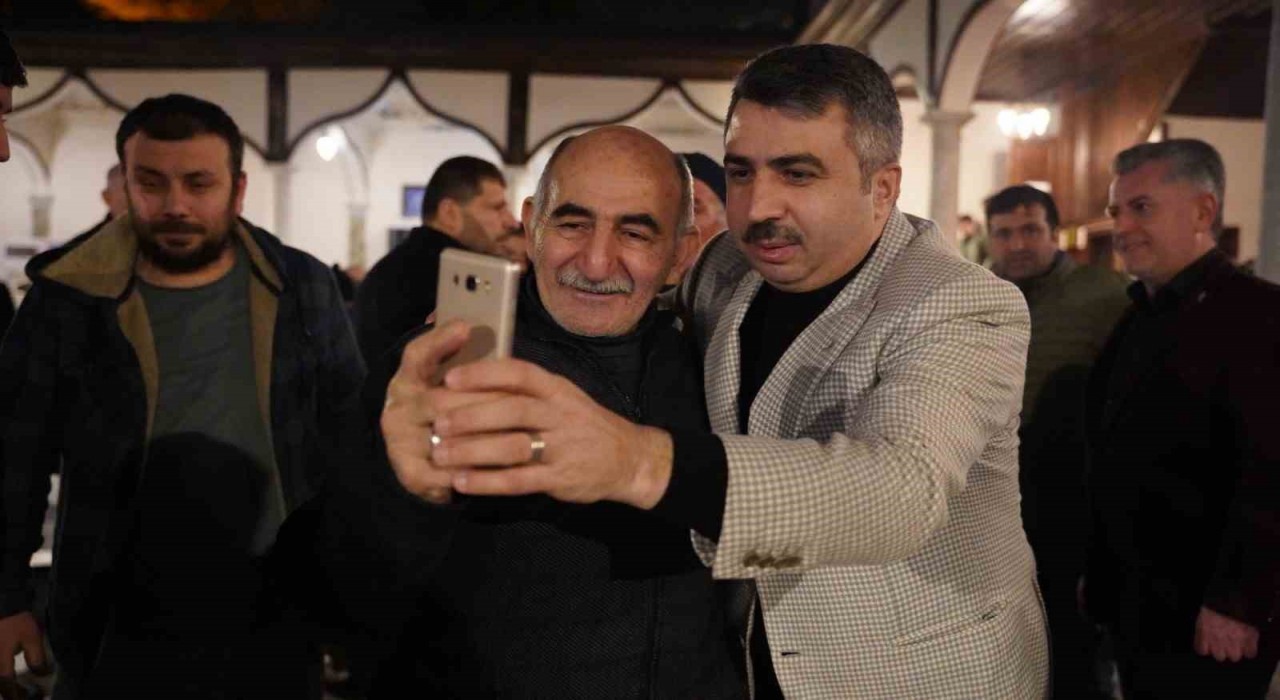 İlk teravih Emirsultanda