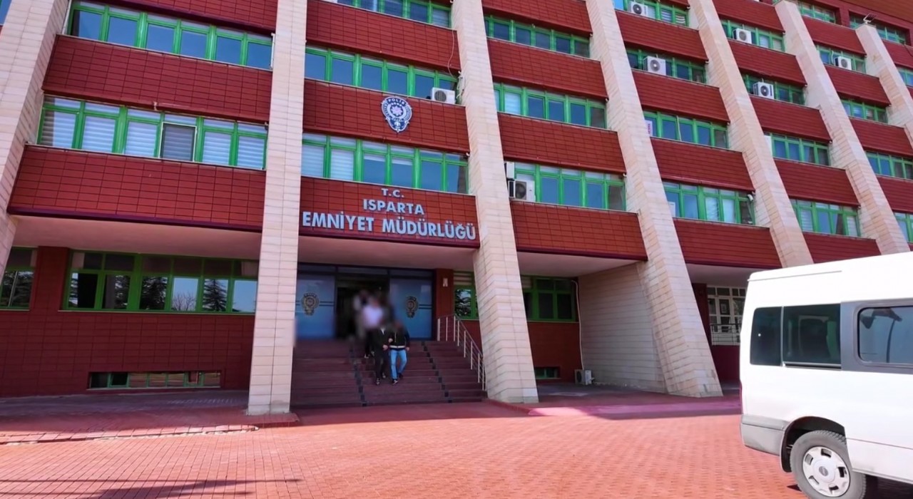 Ispartada uyuşturucu operasyonu: 10 gözaltı