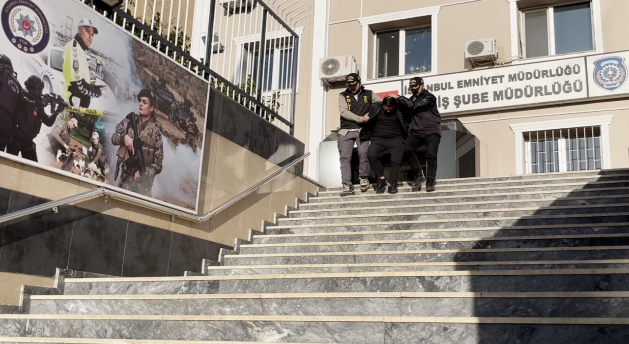 İstanbulda 24 yıl 2 ay kesinleşmiş hapis cezası bulunan şahıs yakalandı
