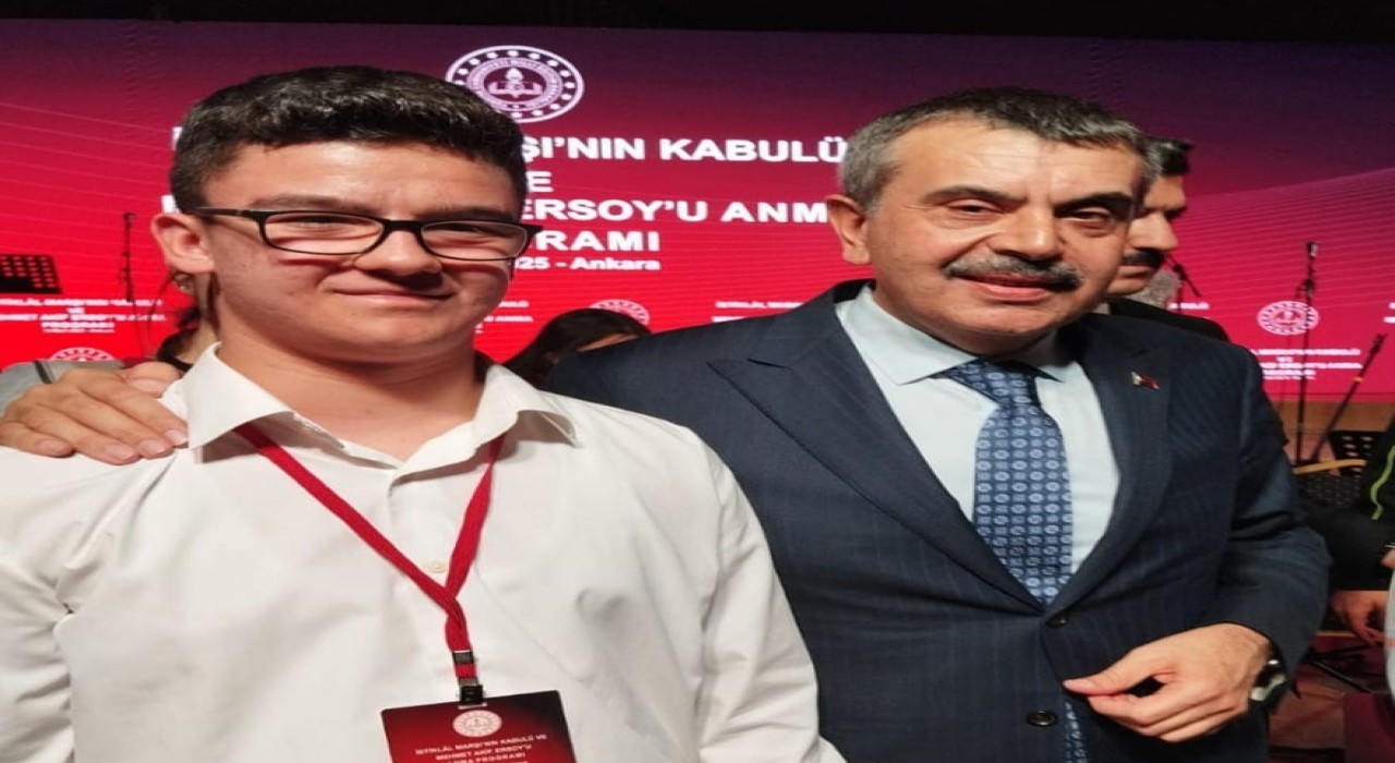 İstiklal Marşını en güzel okuyan Salih, Denizliyi Ankarada temsil etti