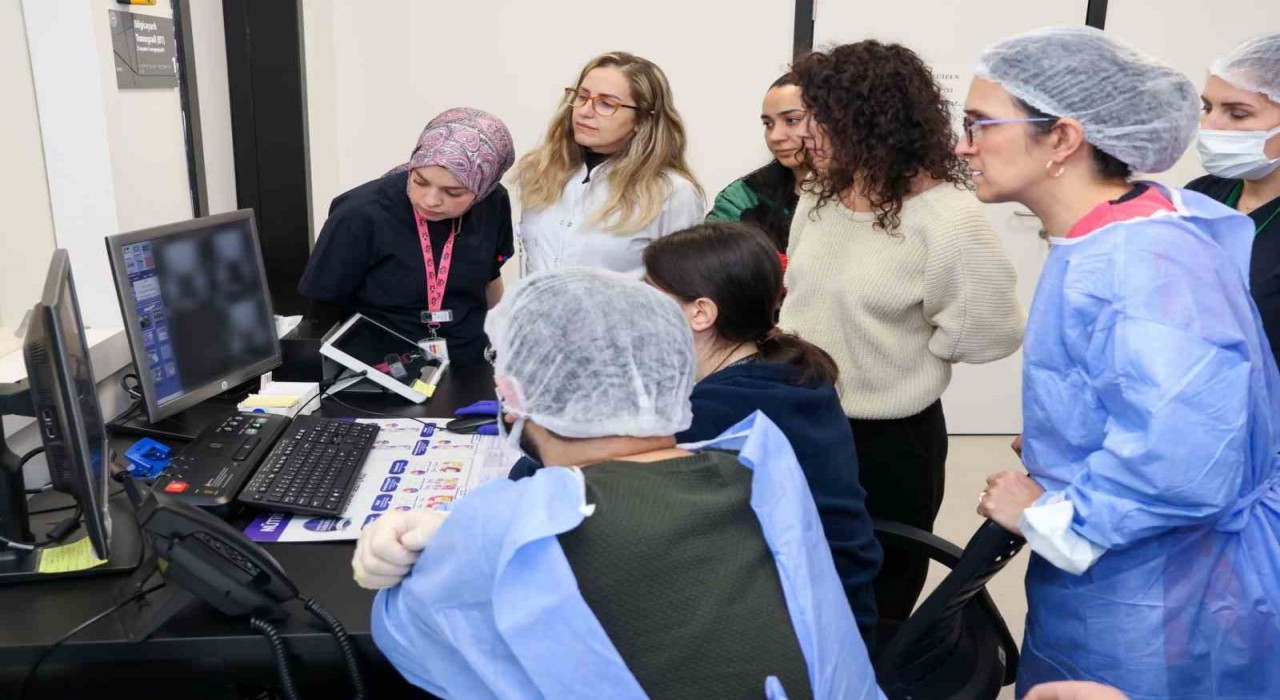 İzmir Şehir Hastanesinde vajen kanseri için ilk kez brakiterapi uygulandı