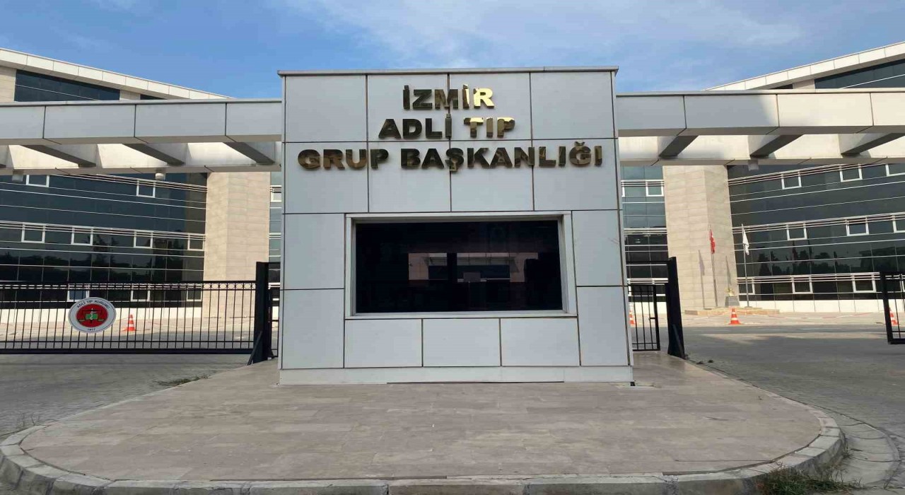 İzmirde silahlı kavgada 3 kişi öldürüldü