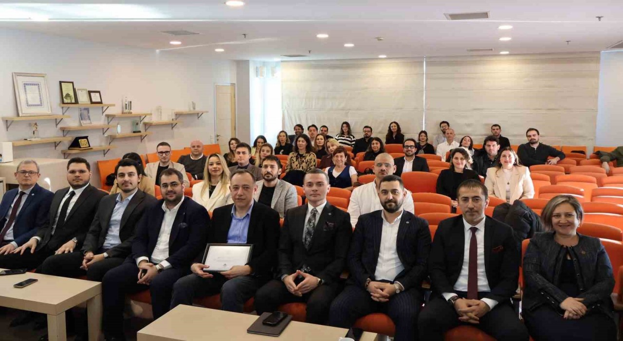 İzmirin kent kimliği EGİADda masaya yatırıldı
