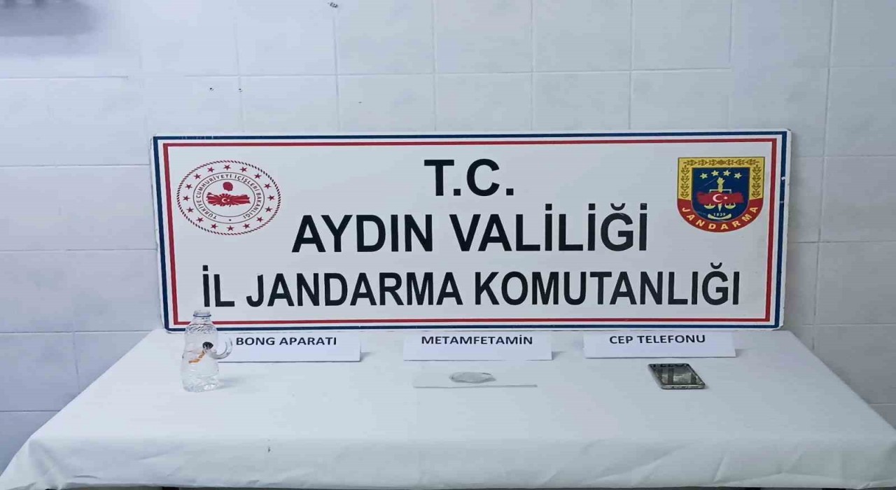 Jandarma uyuşturucuya geçit vermiyor