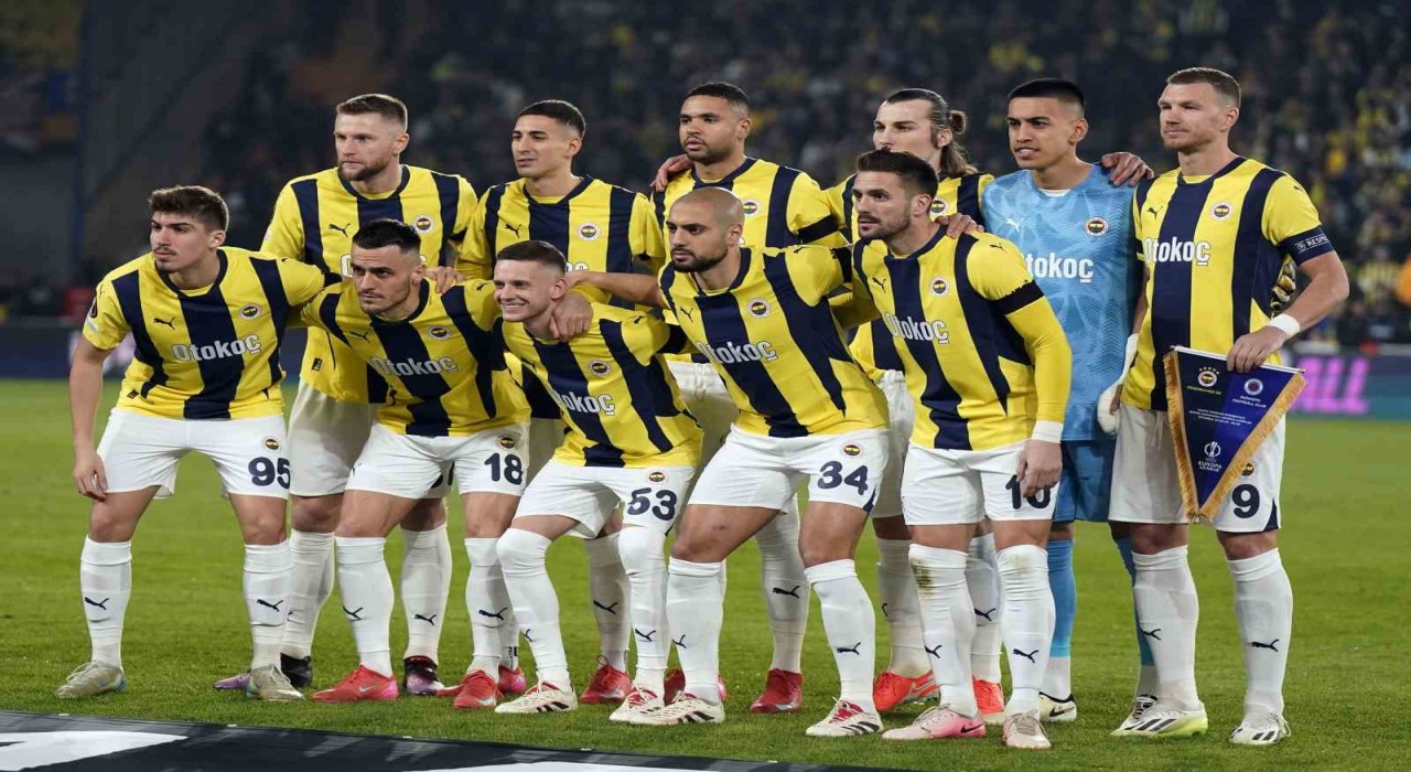 Jose Mourinhodan Rangers maçında 2 değişiklik