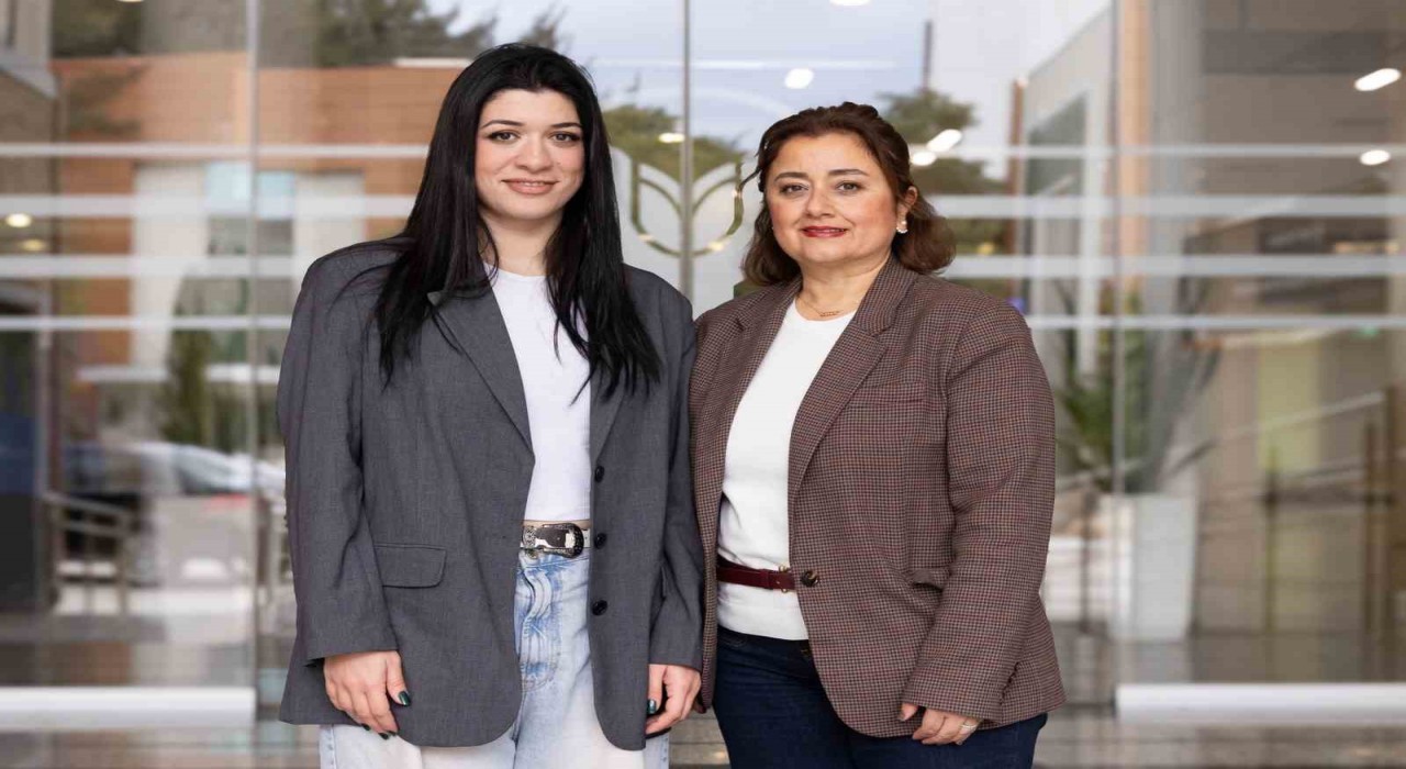 Kadınlar cam tavanı Instagram ile kırdı