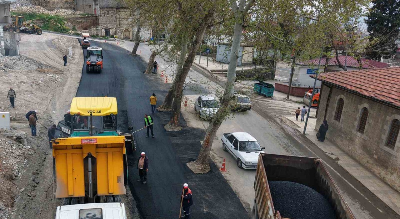 Kahramanmaraşta tarihi ada yeni caddesine kavuşuyor