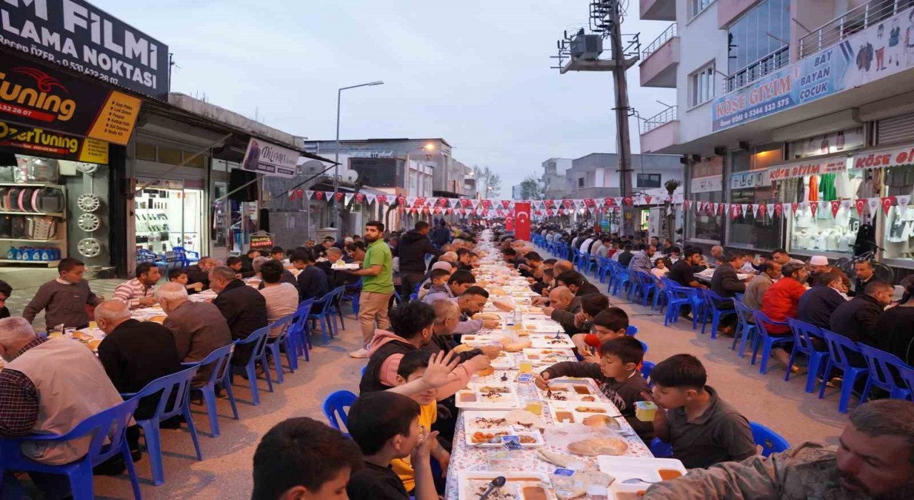 Kahta Belediyesi, iftar sofrası kurdu