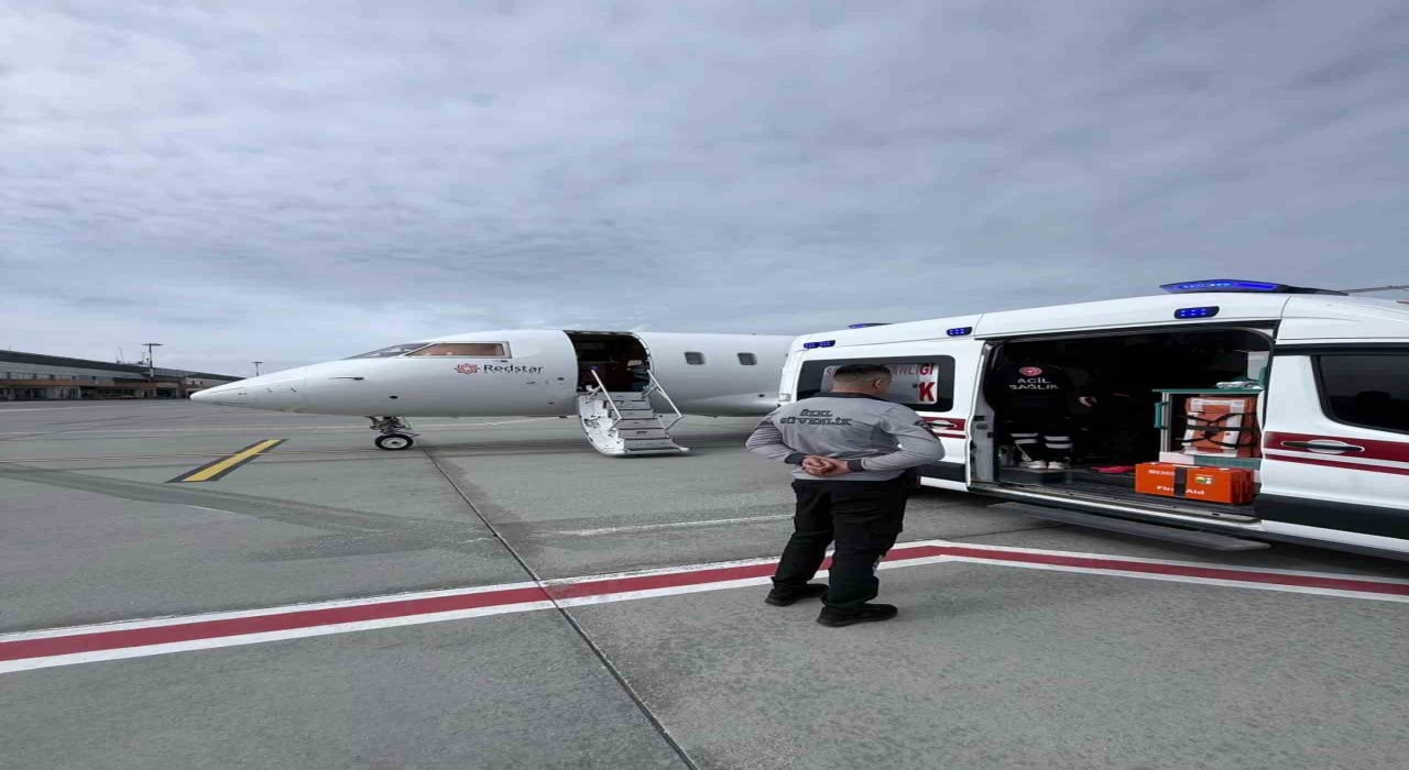 Kalp hastası bebek ambulans uçakla İstanbula sevk edildi