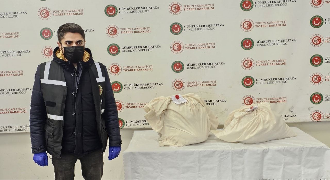 Kapıkulede 44 kilo uyuşturucu ele geçirildi