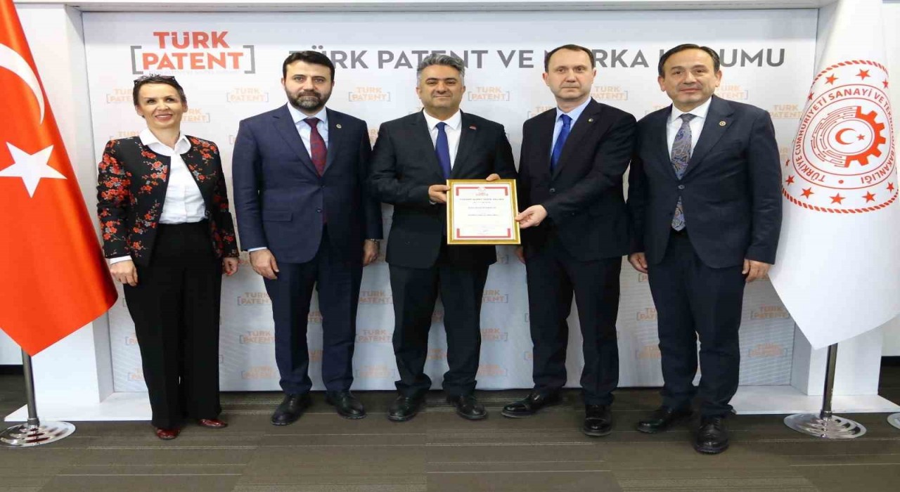 Karabükün dokuzuncu coğrafi işaretli ürünü Eskipazar sarı traverten taşı oldu