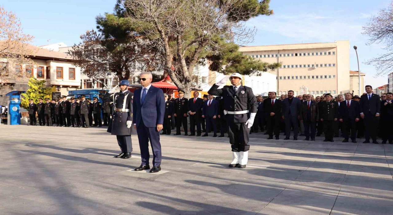 Karamanda Çanakkale Zaferinin 110uncu yıl dönümünde şehitler anıldı