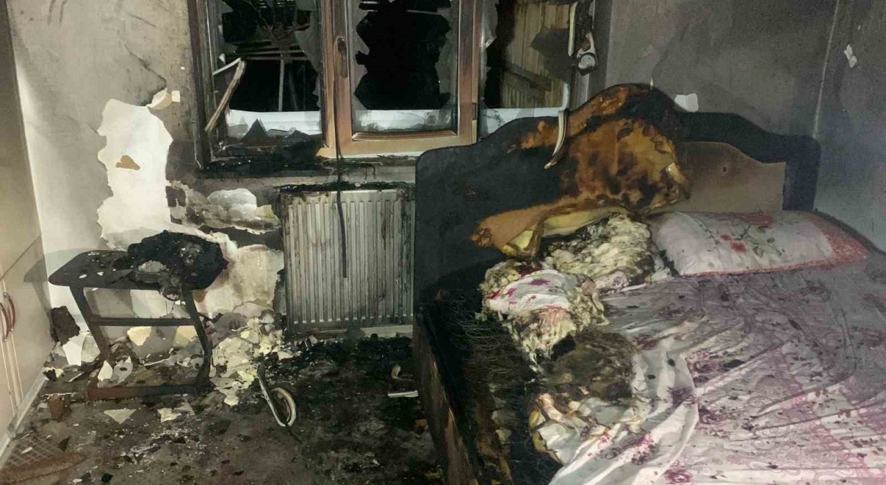Karamanda müstakil eve iftar saatinde molotoflu saldırı