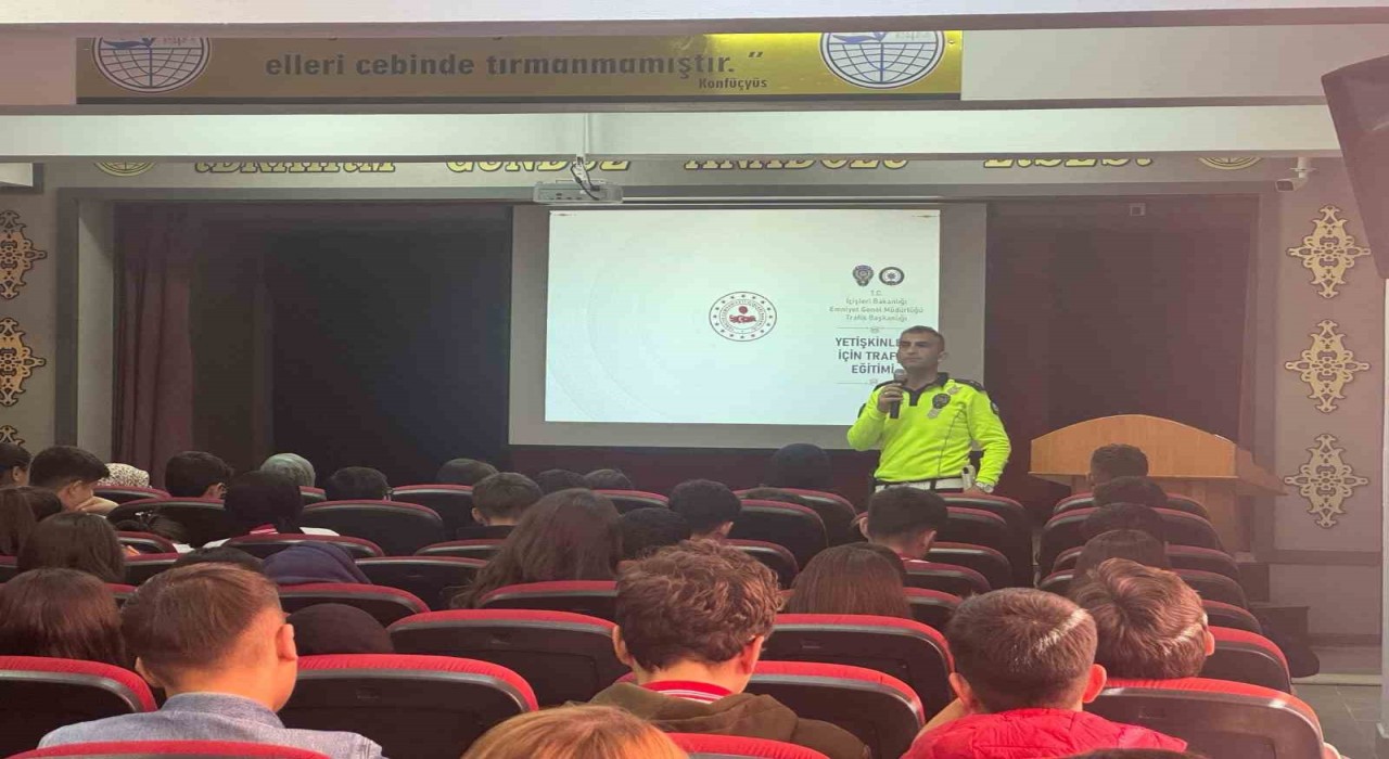 Karapınarda öğrencilere trafik bilinci kazandırılıyor