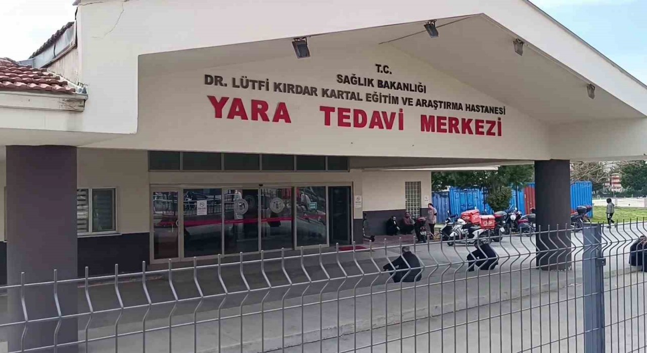 Kartalda özel okulda deney sırasında patlama: 6 öğrenci yaralandı