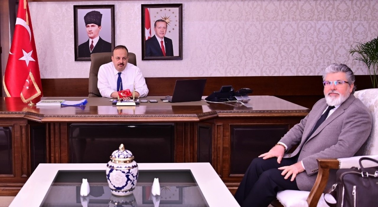 Karya Farma HBX Ar-Ge Kurucusu Başlık, Vali Yakup Canbolata çalışmaları hakkında bilgi verdi