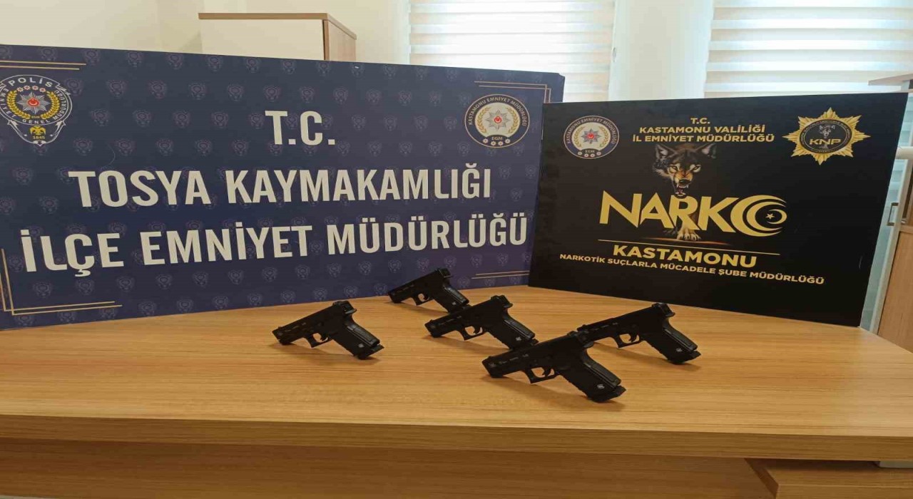 Kastamonuda hapis cezasıyla aranan şahıs trafik kontrolünde yakalandı