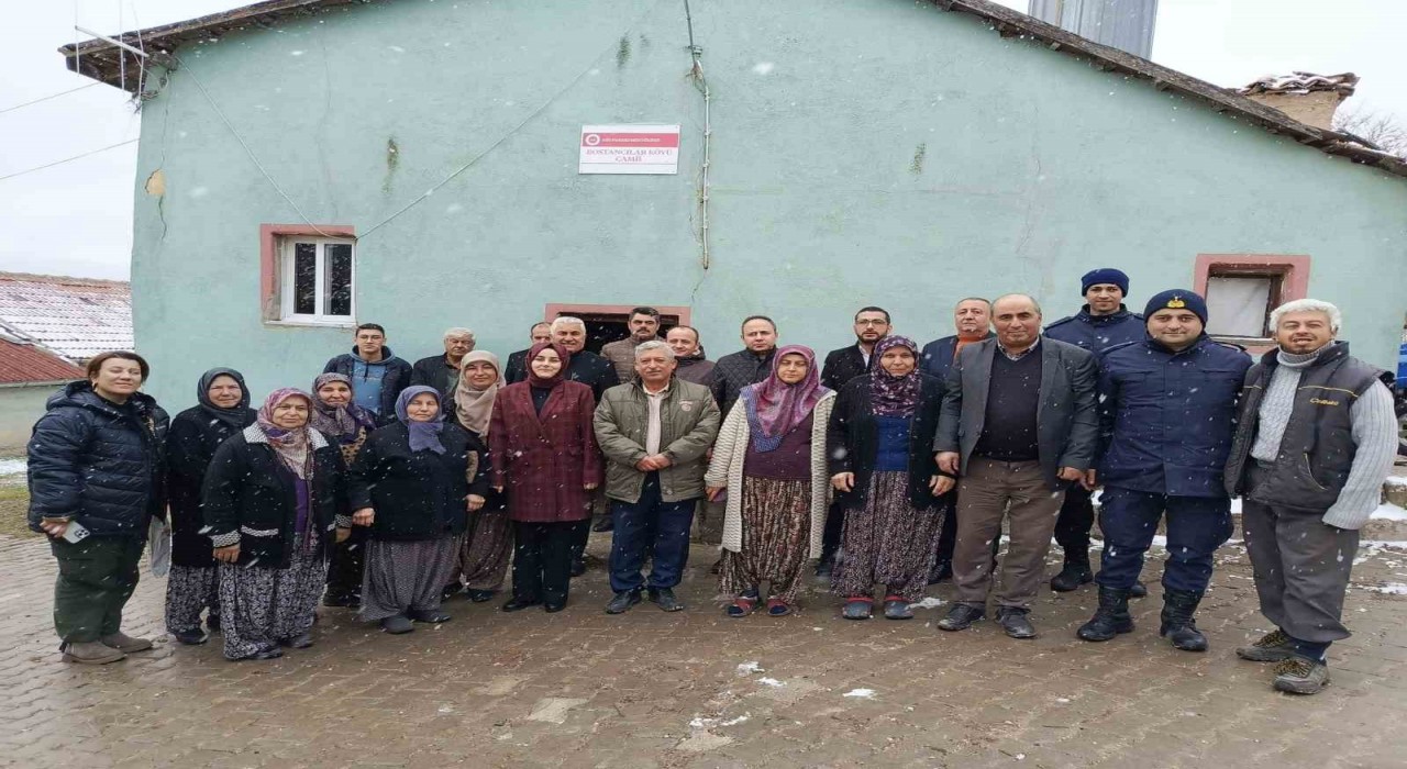 Kaymakam köy sakinleri ile bir araya geldi