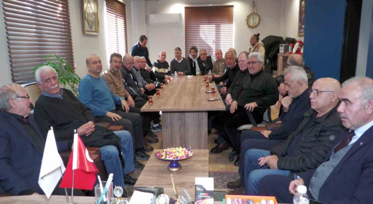 Kayserispor eski kaptanı Mustafa Uğur: Bizi Kayserispor yakınlarında istemiyorlar