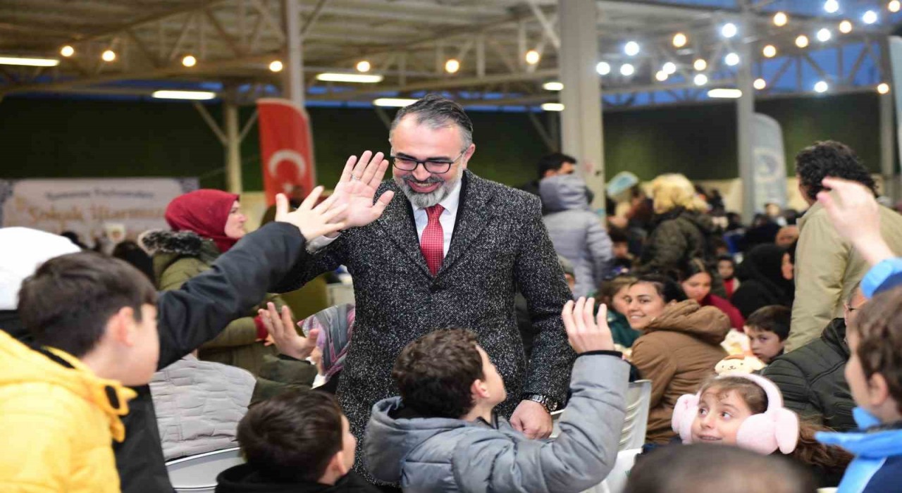 Kestelde binlerce kişi Ramazan ayında her gece aynı sofrada buluştu
