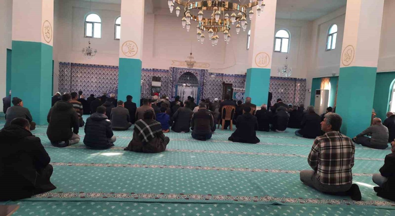 Keysun Camii ibadete açıldı