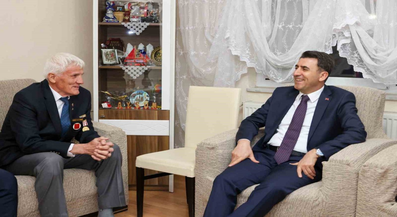 Kıbrıs Gazisi Bilal Özkana ziyaret