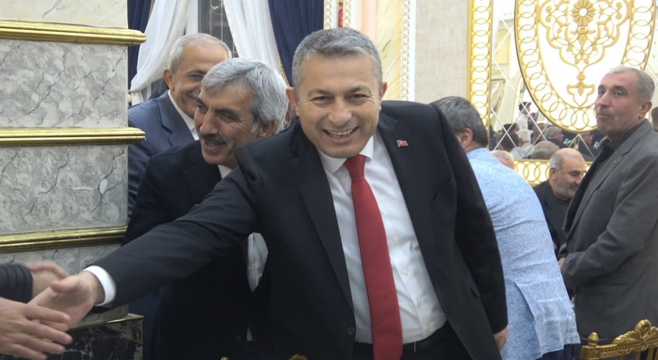 Kilis Valisi Tahir Şahin, muhtarlarla iftar yemeğinde buluştu