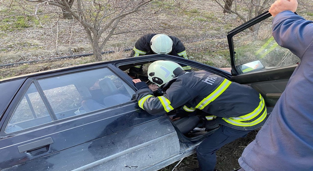 Kırıkhanda trafik kazası: 2 yaralı