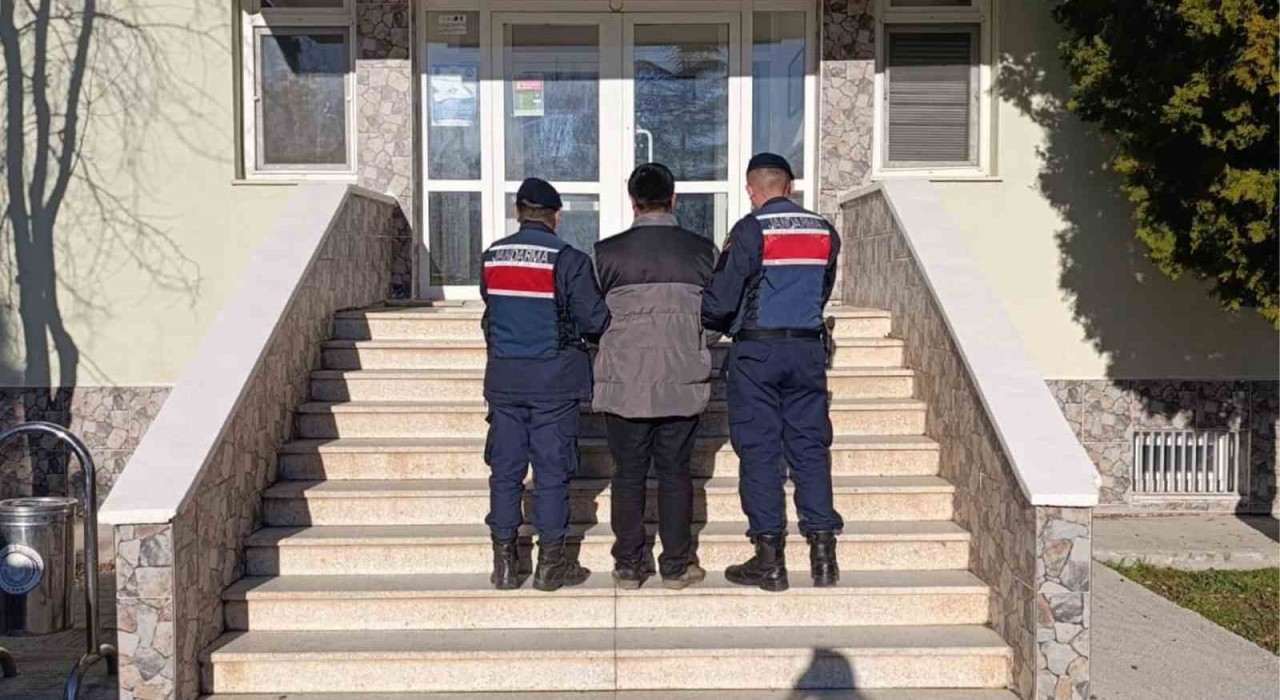 Kırıkkalede 2 hükümlü yakalandı