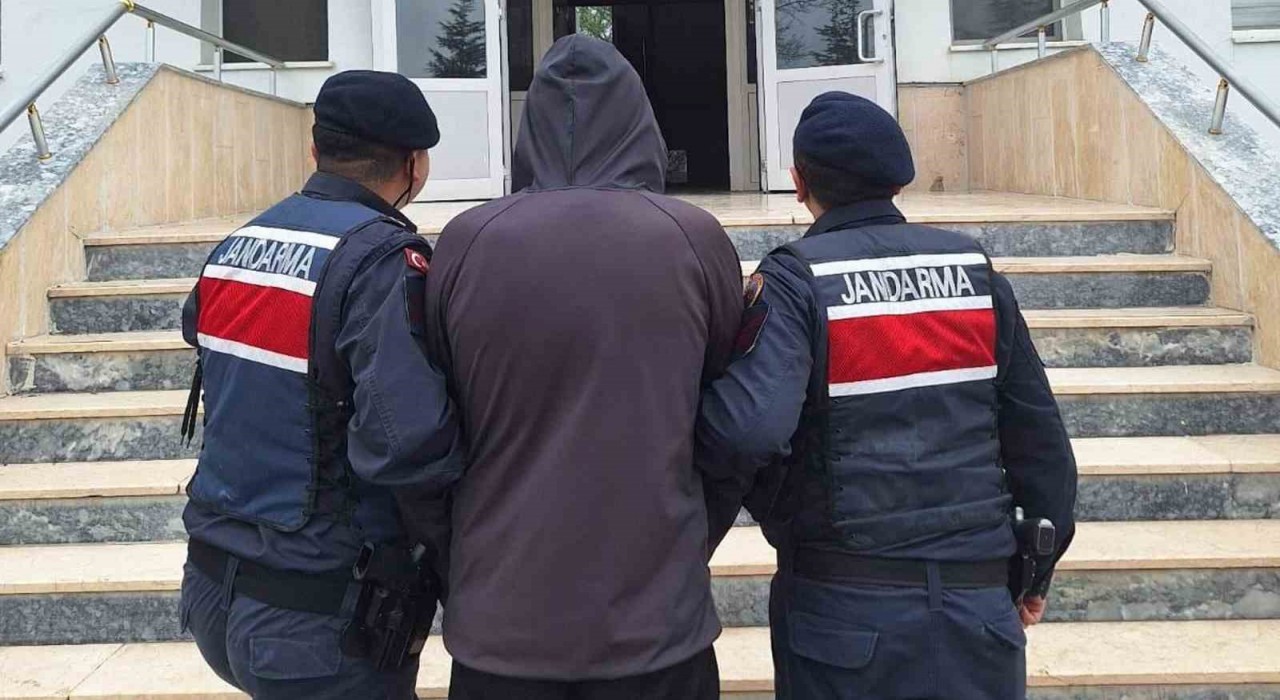 Kırıkkalede aranan 2 hükümlü jandarma tarafından yakalandı