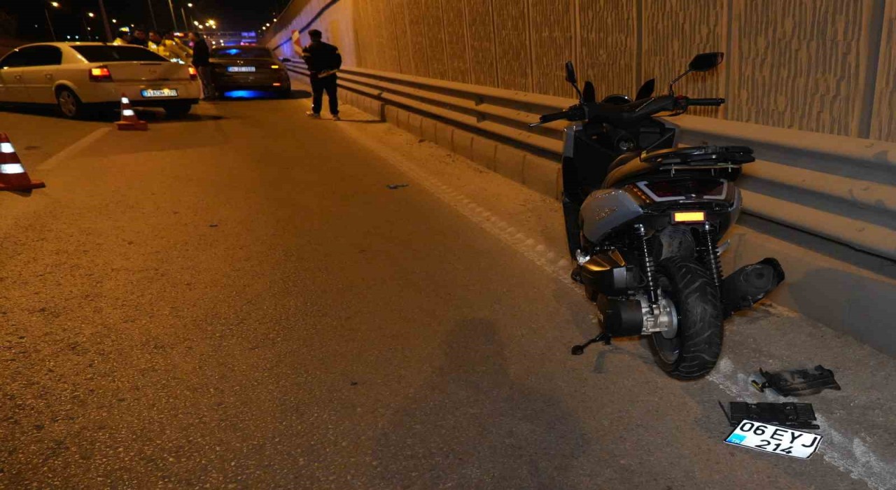 Kırıkkalede otomobil motosiklete çarptı: 2 yaralı