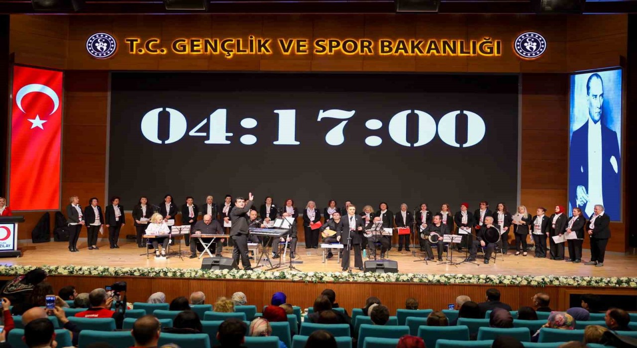 Kızılay Kadın Ankaradan ‘Gönülden Sesler ile 100. Yıl Kütüphanesine destek