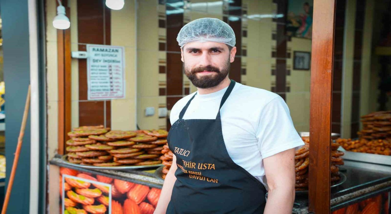 Kızıltepede Ramazan ayında halka tatlısı ilgi artıyor