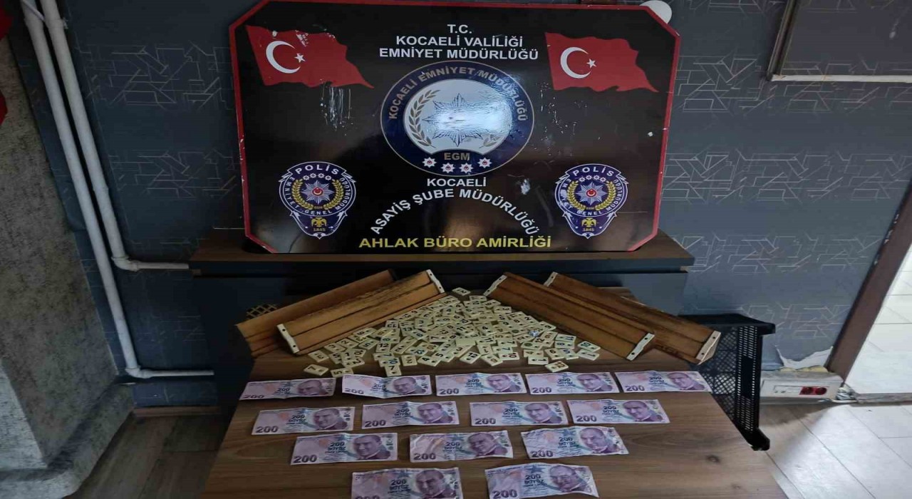 Kocaelide kumar oynayan 12 kişiye 110 bin 964 lira ceza
